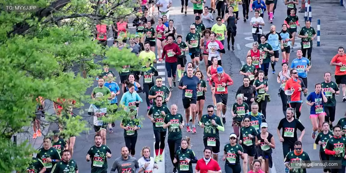 📺高清直播，一键解锁赛场心跳！💥👥